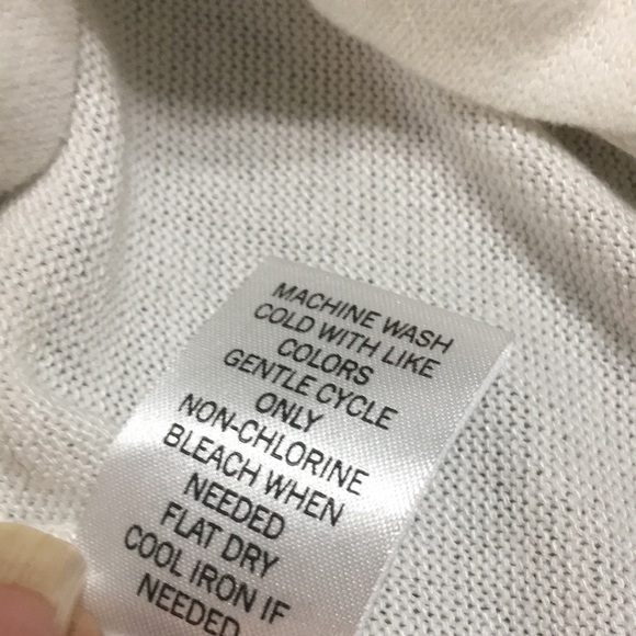 SO White and gray baseball Tee. NWT XXS - Picture 8 of 8